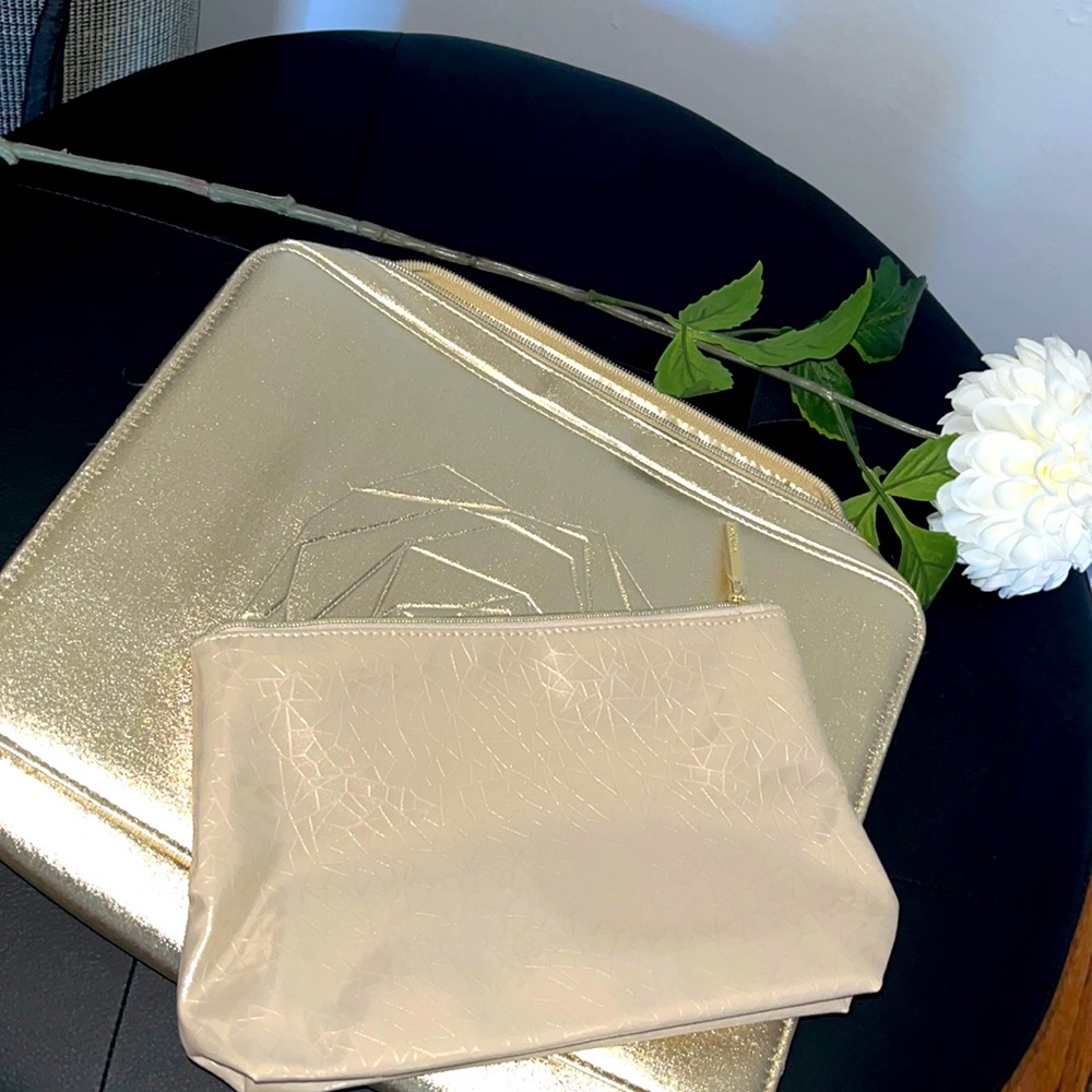 Lot make up bag and case gold brand new